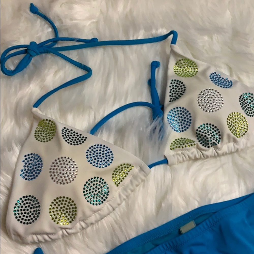 🆕 Victoria’s Secret Bikini Top Only